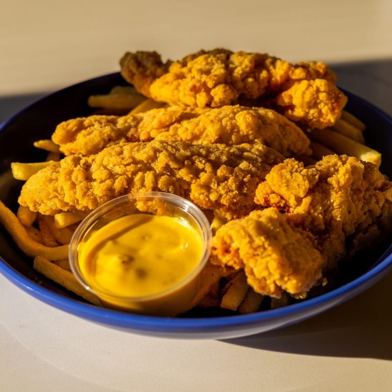 Buffalo Chicken Wrap: A Spicy American Favorite